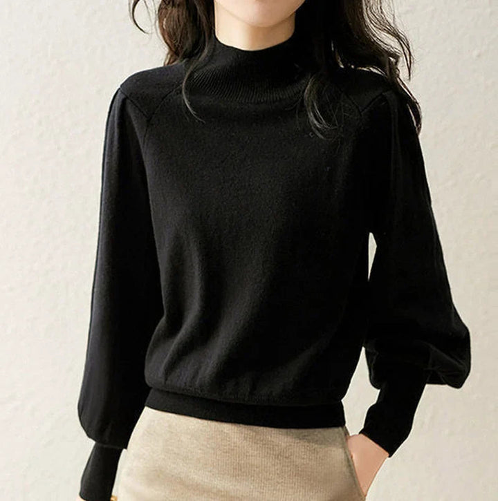 Maglione invernale da donna con scollo rotondo per massimo calore. Perfetto per outfit casual ed eleganti, un capo versatile.