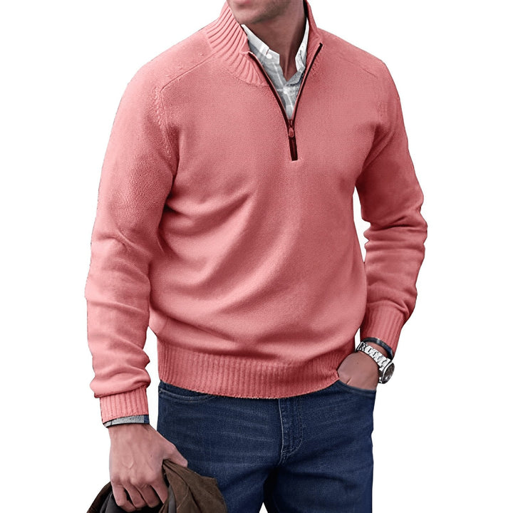 Maglione autunno inverno uomo, collo alto e mezza zip, essenziale per il guardaroba maschile.