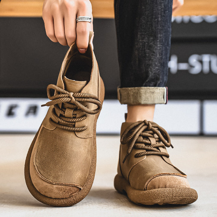 Eleganti stivali autunnali donna con lacci in corda, suola ammortizzata. Perfetti per comfort e stile vintage.