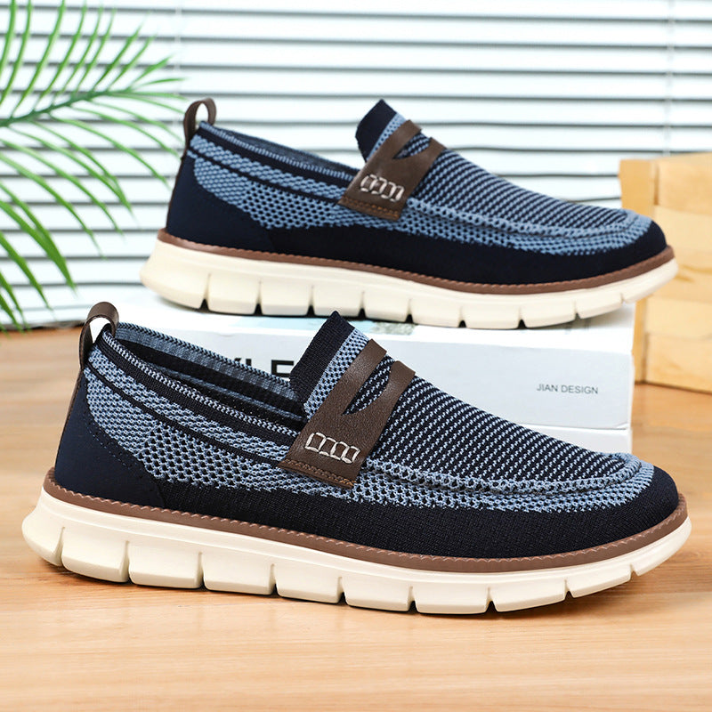 Mocassini uomo slip-on eleganti e comodi con suola di supporto, perfetti per l'uso quotidiano e una calzata facile.