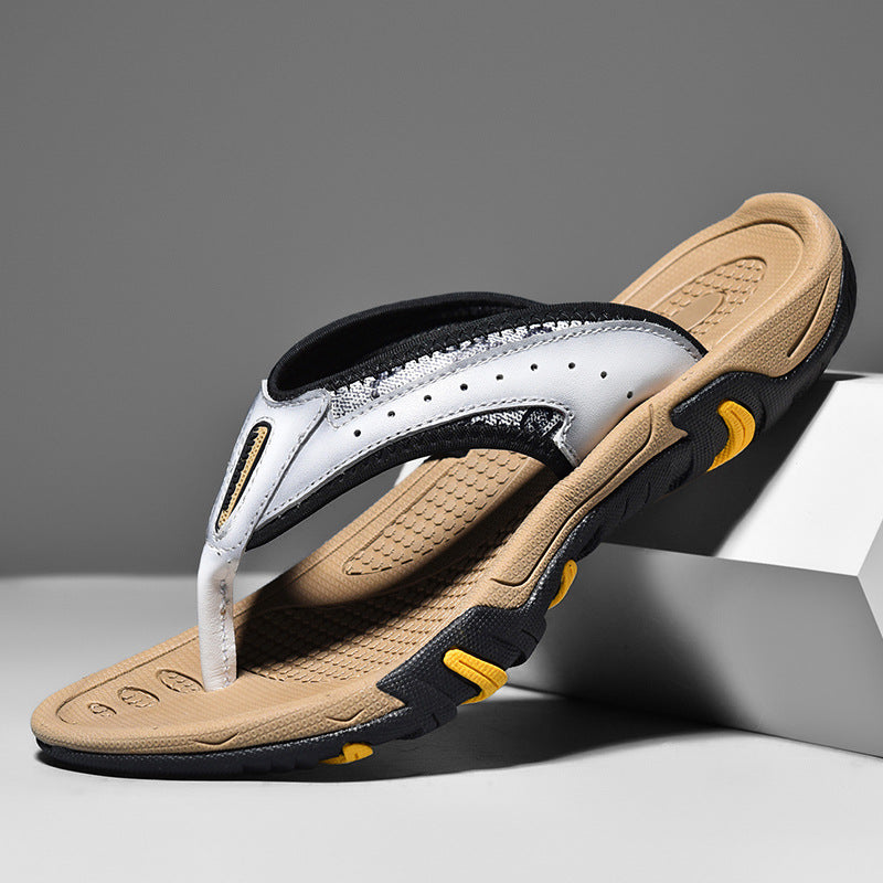 Calzature estive uomo resistenti, sandali con design moderno e plantare di supporto per il massimo comfort.