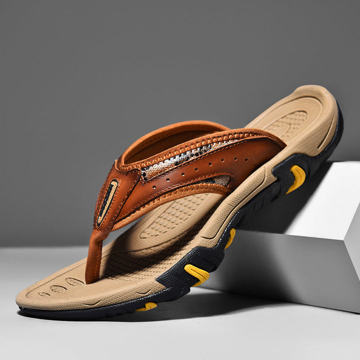 Sandali uomo estivi con plantare ergonomico, ideali per comfort duraturo e stile casual. Perfetti per il mare.