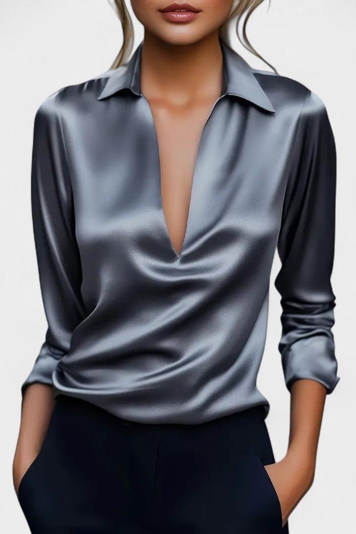 Abbigliamento versatile donna: top a maniche lunghe e scollo V, per comfort e stile impeccabile.