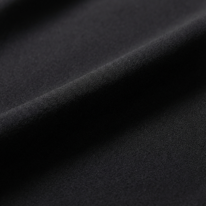 Vestito donna midi con maniche lunghe, revers a punta e dettagli bottoni. Ideale per outfit formali e smart casual.