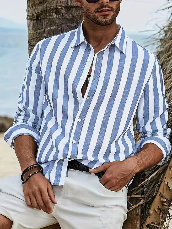 Camicia casual da uomo a righe con maniche lunghe, leggera e versatile per un outfit quotidiano smart casual.