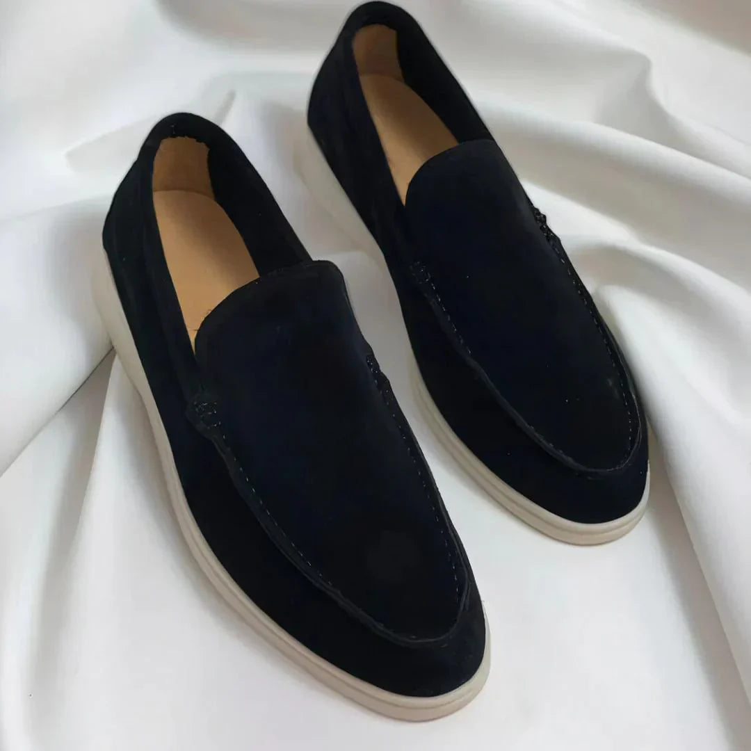 Scarpe mocassino uomo casual slip-on, ideali per primavera estate, abbinabili a ogni outfit.