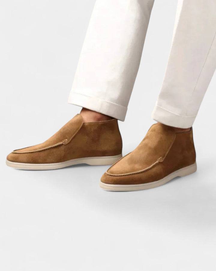 Mocassini uomo slip-on neri, scarpe alte eleganti per comfort quotidiano e stile versatile maschile.