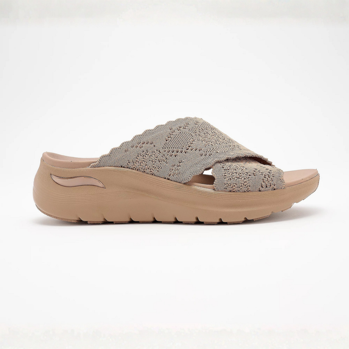Ciabatte donna blu navy, sandali comodi ed eleganti. Ideali per la moda estiva e look casual quotidiani.
