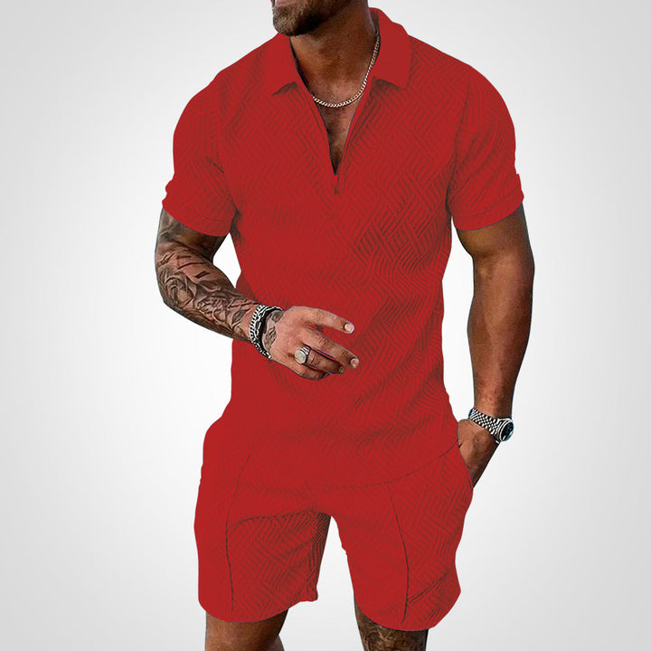 Set estivo uomo leggero, ideale per la spiaggia o relax. Comodo outfit casual con camicia e shorts.
