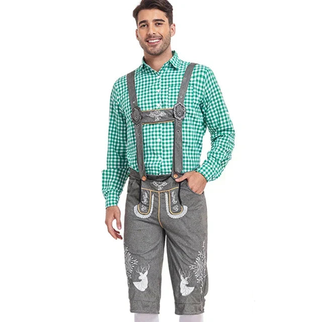 Immagine di un set tradizionale bavarese da uomo: pantaloni marroni e camicia a quadri bianchi e blu.