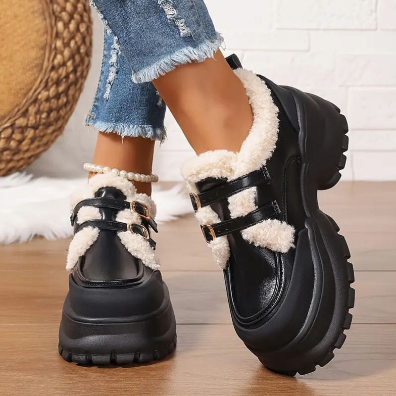 Scarpe donna chunky invernali, uniscono moda casual e comfort per l'uso quotidiano.