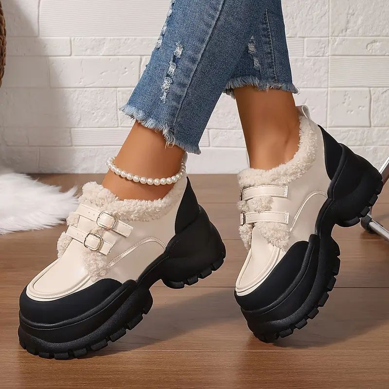 Scarpe chunky da donna invernali, calde e alla moda per uno stile casual e comfort.
