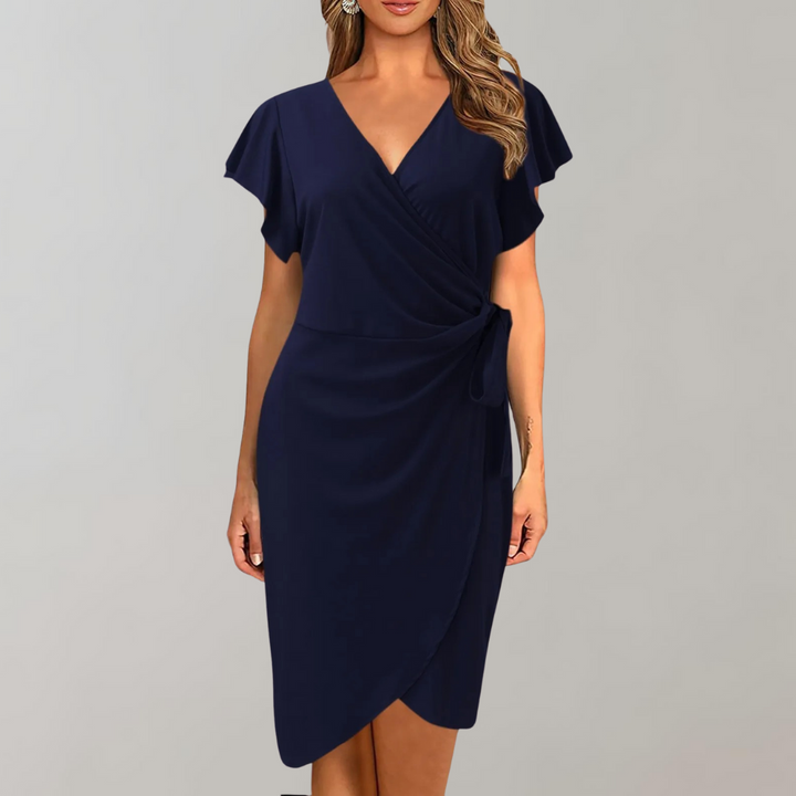 Abito estivo midi casual da donna, perfetto per un look fresco e comodo, versatile per ogni giorno d'estate.