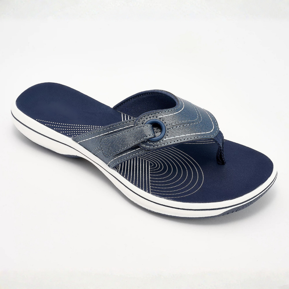 Infradito da donna lilla, sandali eleganti e colorati per la moda estiva.