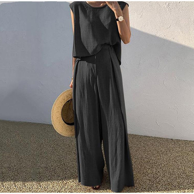 Outfit estivo donna versatile: completo casual chic perfetto per vacanze, mare o tempo libero. Comodo e alla moda.