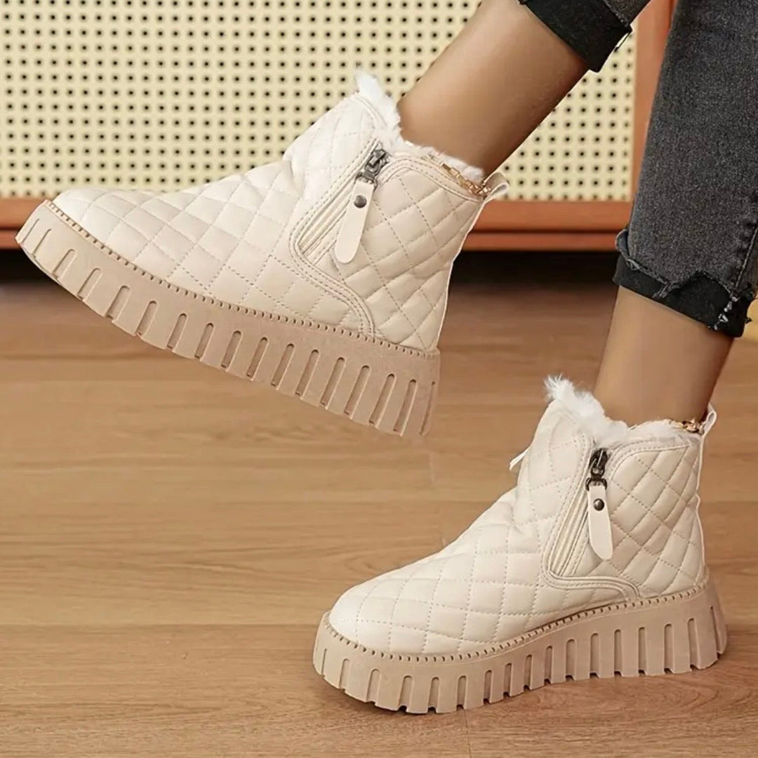 Moda donna: stivali invernali con zip laterale, disponibili in beige, nero e bianco cenere.