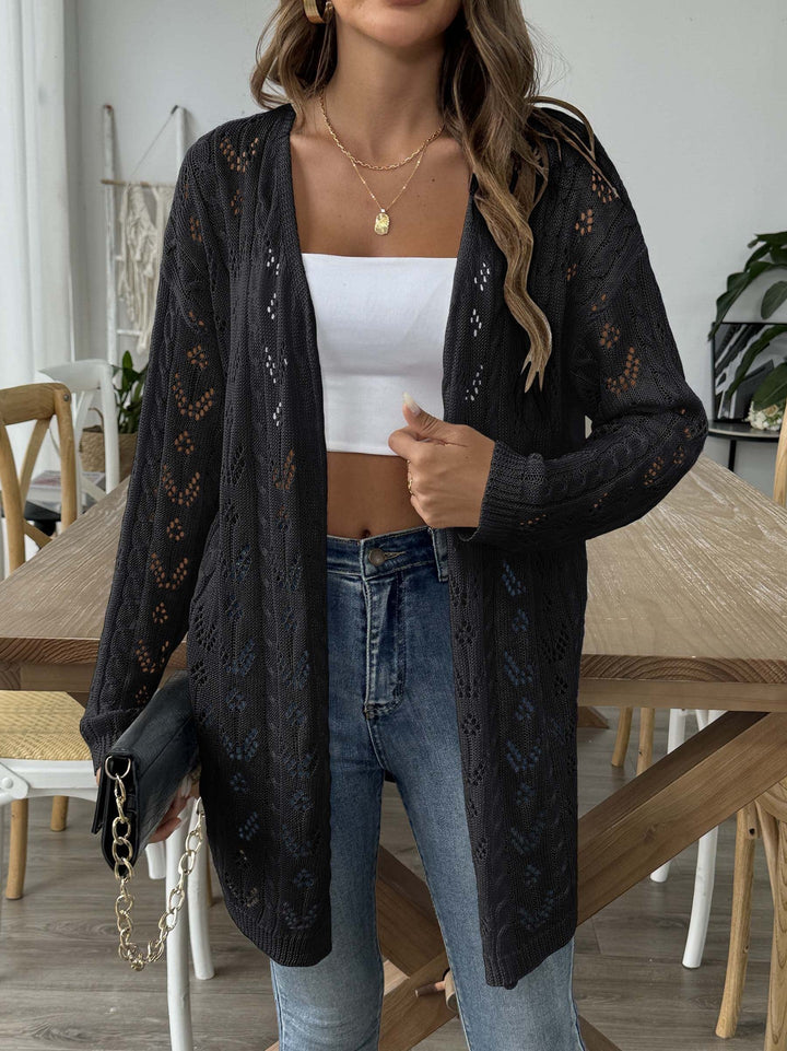 Elegante cardigan traforato da donna, per un look versatile dalla primavera all'autunno.