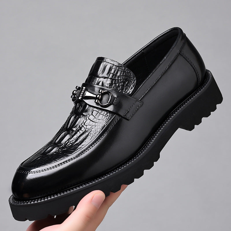 Scarpe da uomo classiche marroni, stringate ed eleganti per business formale, ufficio e quattro stagioni.