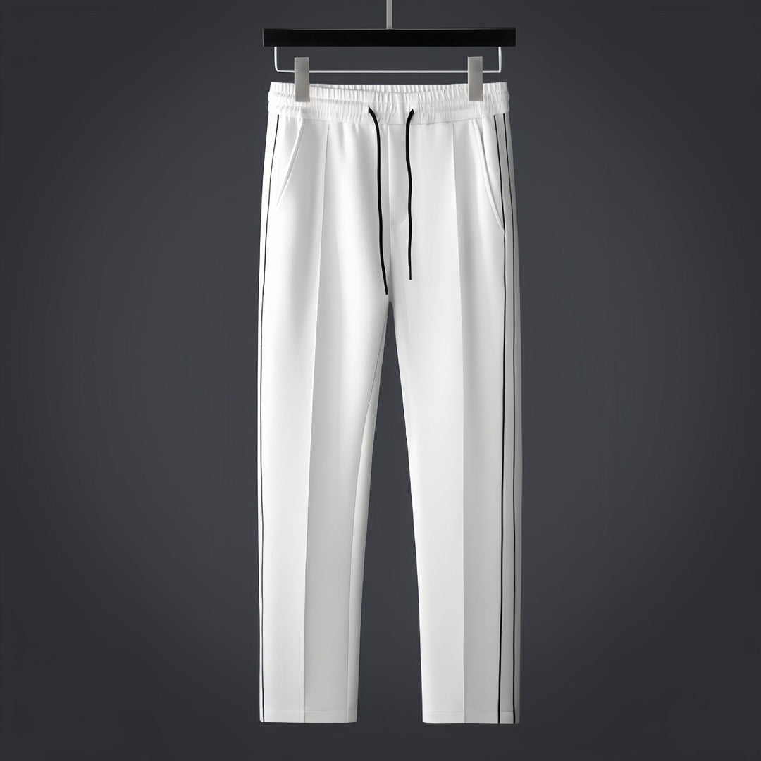 Abbigliamento sportivo uomo versatile, ideale per fitness, comfort quotidiano e outfit athleisure.