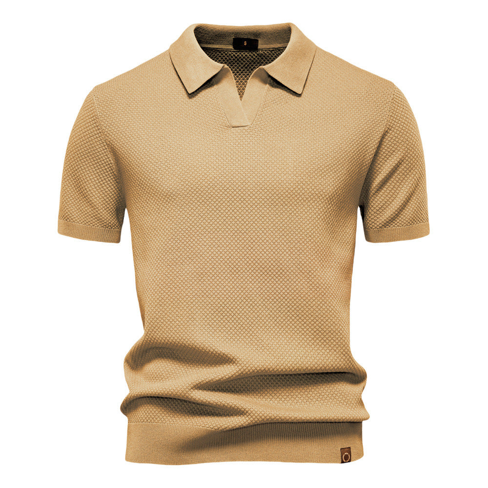 Polo strutturata uomo, elegante e comoda. Perfetta per abbigliamento maschile che cerca stile e comfort traspirante.