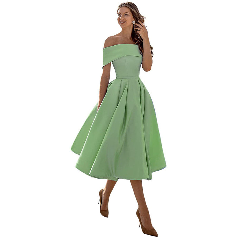 Abito da donna elegante per feste, vestito senza spalline estivo per un tocco di classe.