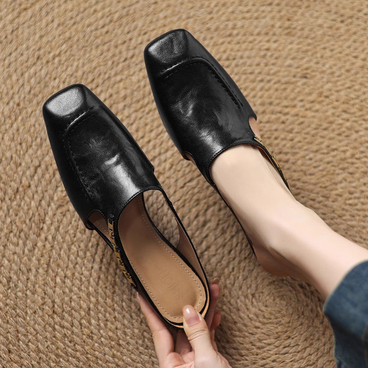 Mules donna dal design moderno, scarpe casual con plantare imbottito per stile e comfort.