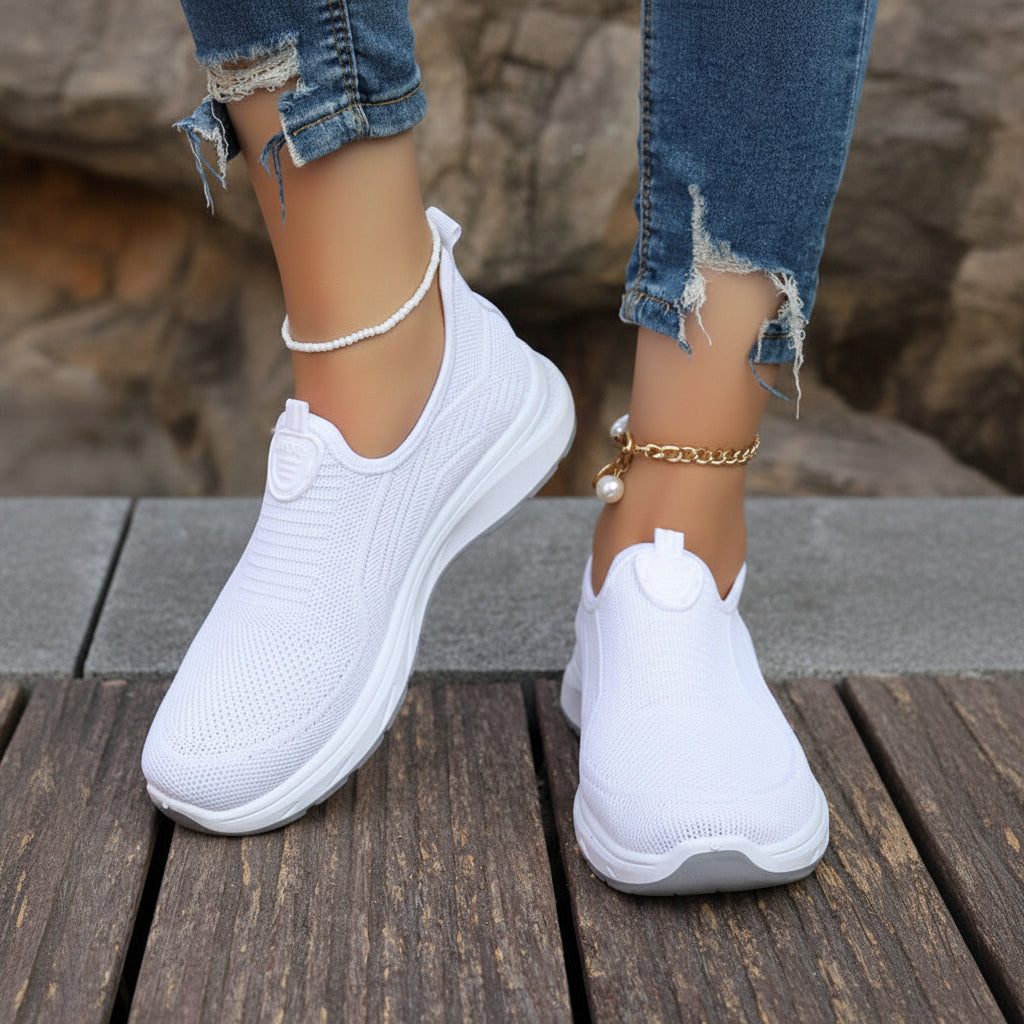 Scarpe donna traspiranti e comode, ideali per il supporto quotidiano e il comfort dei piedi.