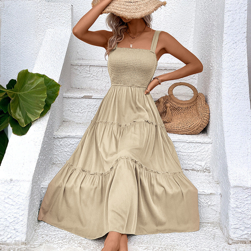 Abito estivo donna vintage, balza e schiena scoperta, ideale per un look casual chic e fresco.