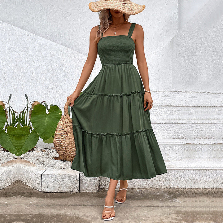Vestito estivo fluido donna, design vintage con balza, perfetto per look casual chic.