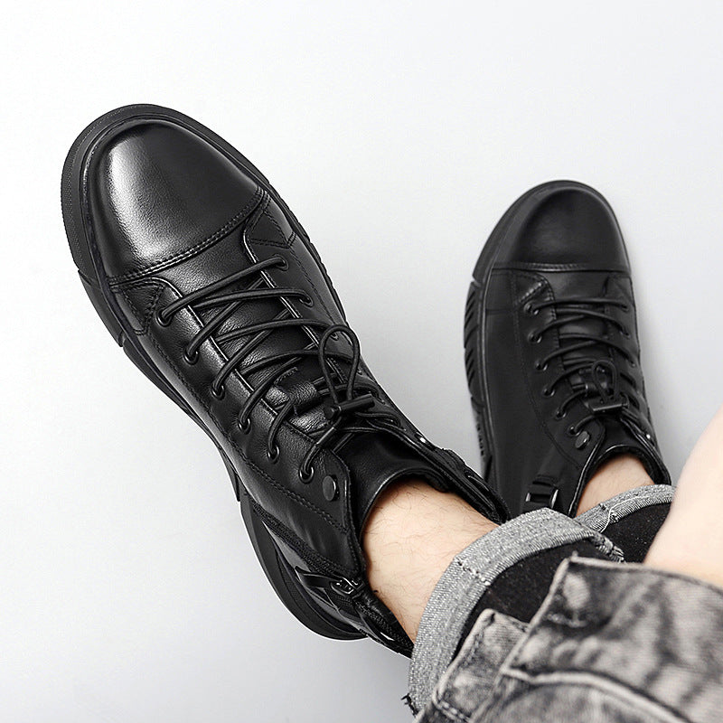Stivali uomo neri, design elegante e comfort con suola morbida. Scarpe pratiche per moda autunno/inverno e quotidiano.