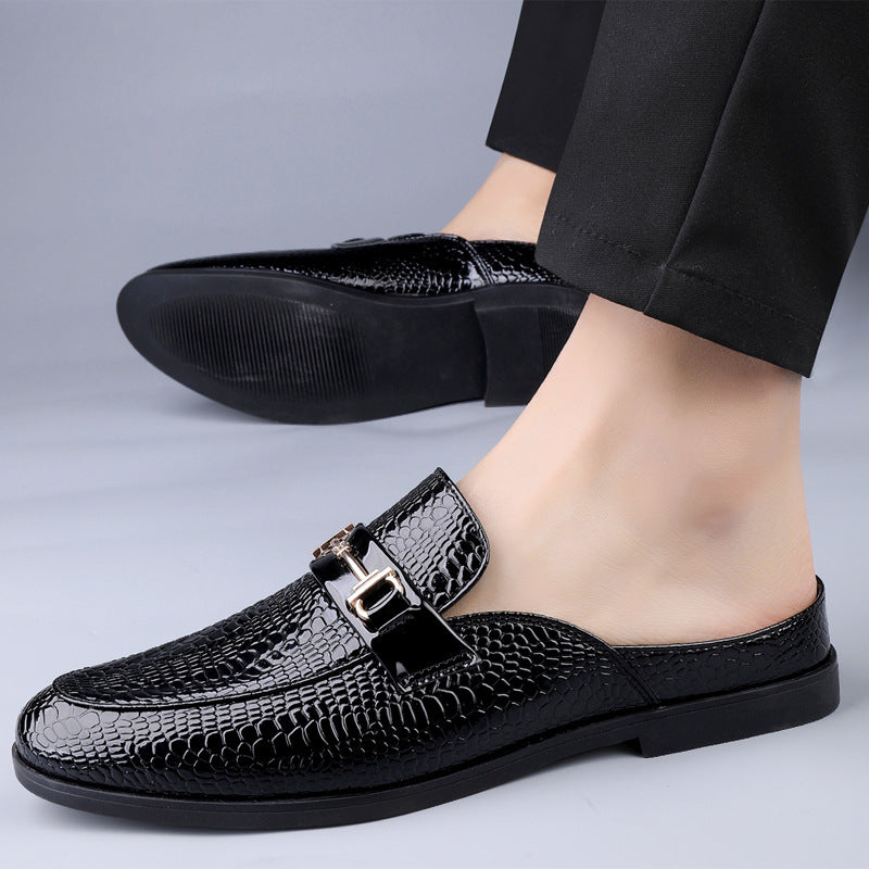 Pantofole uomo nere casual eleganti, mocassini slip-on per comfort superiore, look autunnale e primaverile.