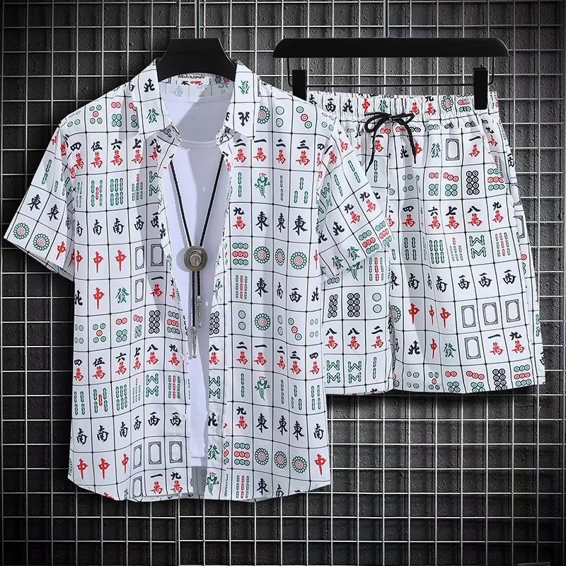 Set due pezzi uomo estivo floreale, completo spiaggia casual elegante. Asciugatura rapida, ideale per moda mare e vacanze.