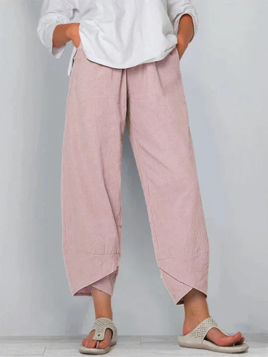 Pantaloni leggeri estivi cropped donna, tessuto traspirante, perfetti per la moda estiva e comfort.