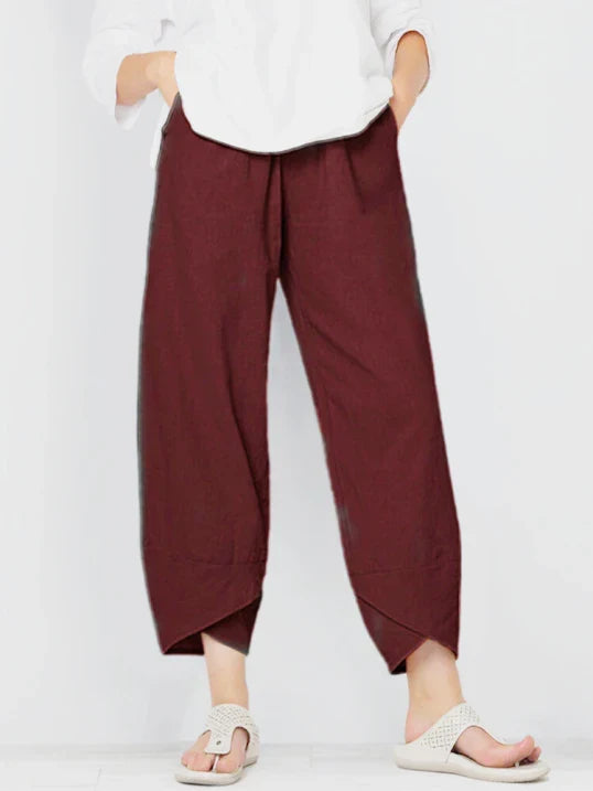 Pantaloni cropped donna, ideali per l'estate, con design elegante e casual, perfetti per ogni outfit.