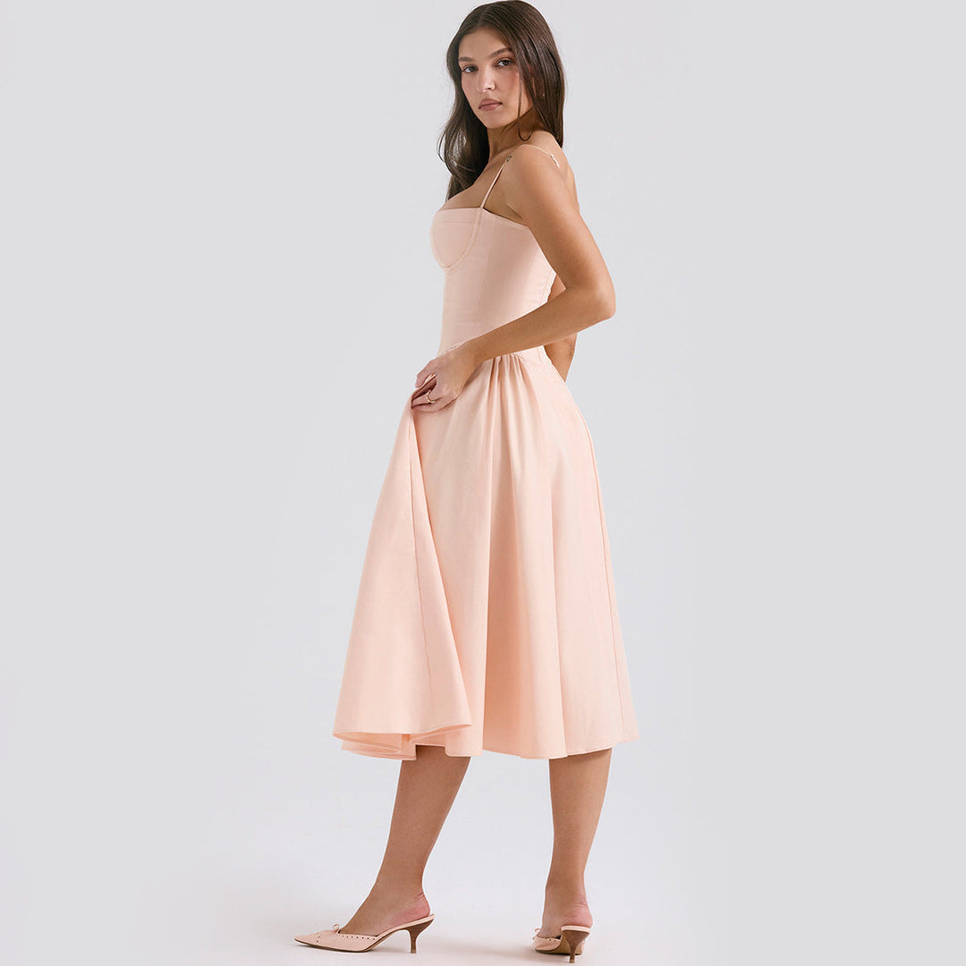 Abito elegante midi donna, stile corsetto, con spalline regolabili. Disponibile in colori assortiti per ogni occasione.