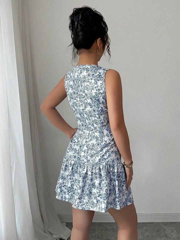 Vestito corto donna estivo floreale, senza maniche. Ideale per un look casual-chic o una vacanza. Moda estiva.
