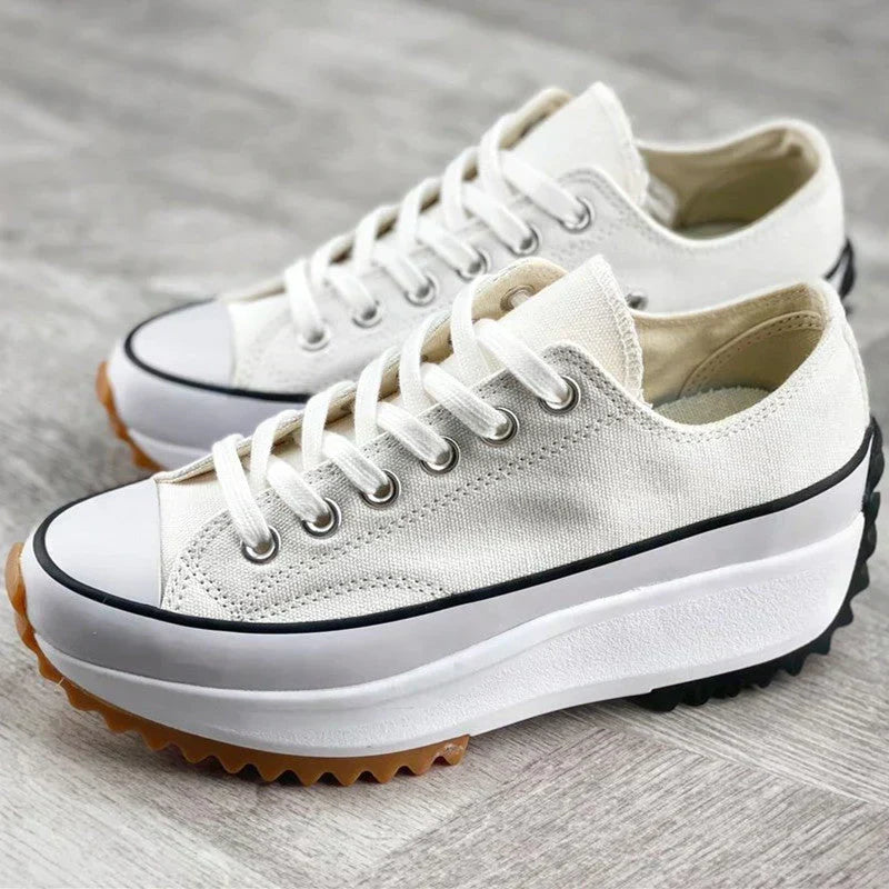 Sneakers donna plateau versatili, perfette per primavera ed estate. Comfort e design moderno per il tuo stile casual.