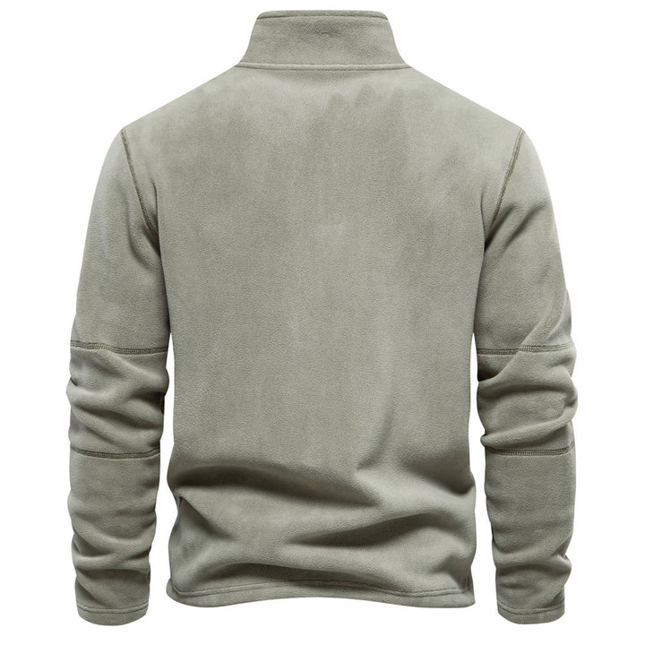Maglione uomo moderno con mezza zip, caldo e confortevole per l'inverno casual.