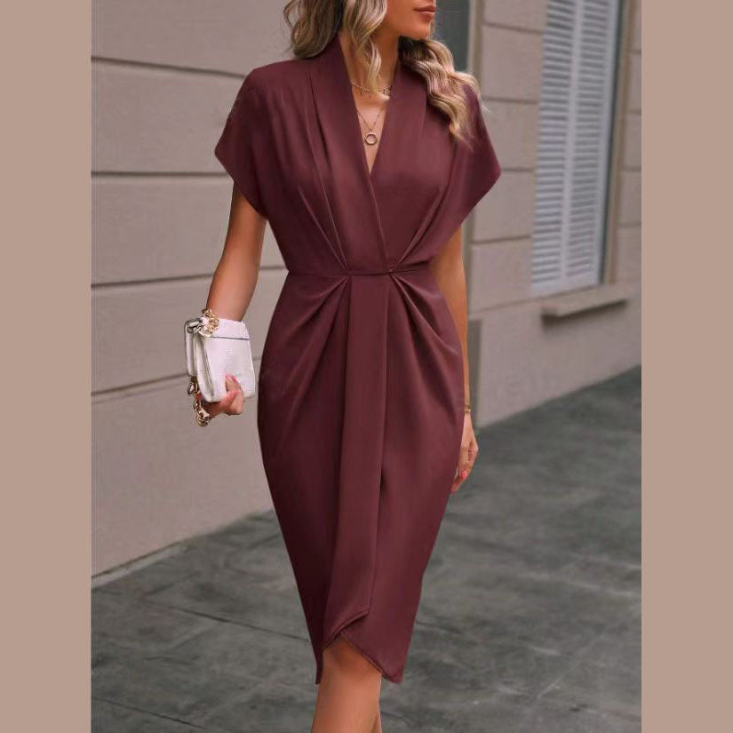Abito midi avvolgente donna con spacco e cintura annodata. Vestito chic perfetto per ogni occasione.