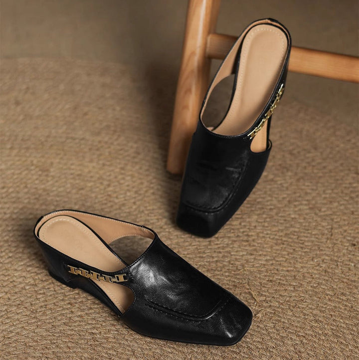 Mules donna estive, calzature casual perfette con plantare comfort per ogni outfit.
