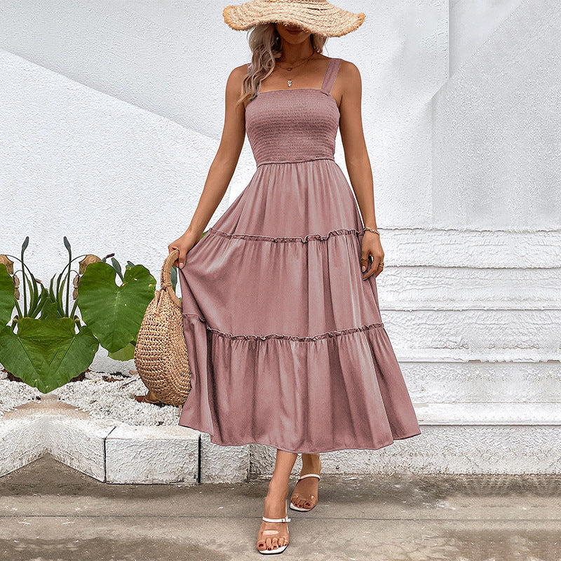 Abito estivo donna con balza e schiena scoperta, fresco e leggero per la moda estate.