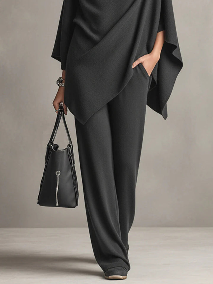 Completo due pezzi donna versatile, top e pantaloni coordinati, ideale per outfit elegante o casual chic.