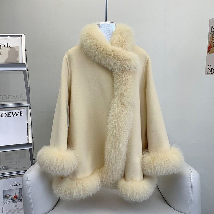 Morbido mantello giacchetta reversibile donna, ideale per inverno, caldo e confortevole con maniche ampie.