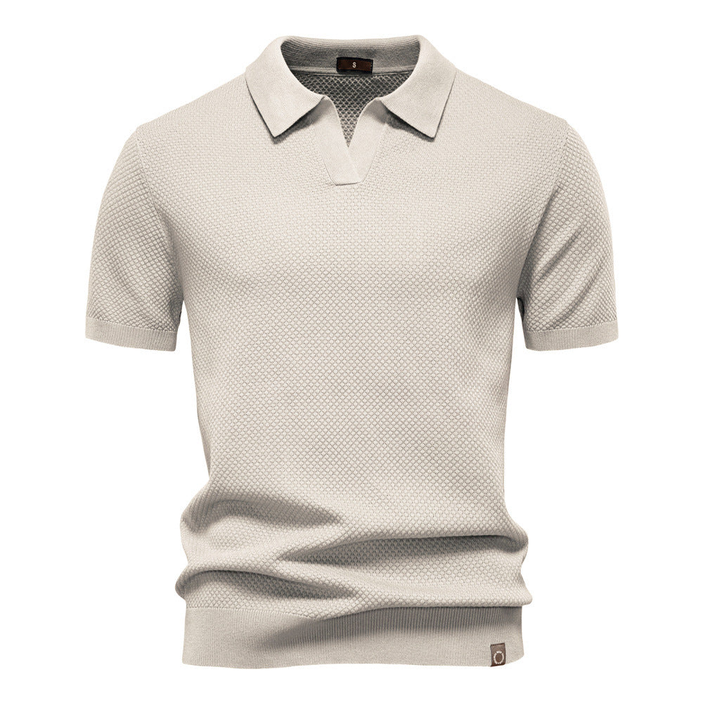 Polo uomo moderna e strutturata, un must-have per abbigliamento maschile versatile e confortevole.