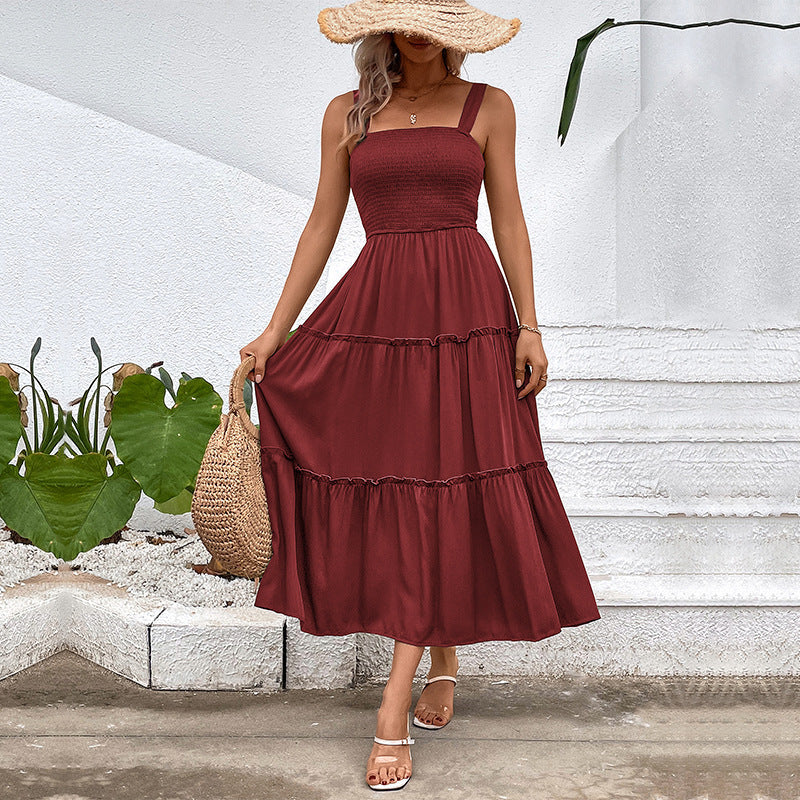 Abito estivo donna elegante, balza, schiena scoperta, vestito fluido per un look casual chic estivo.