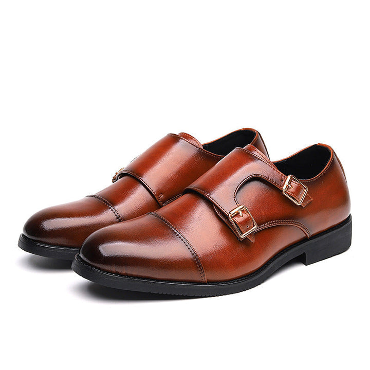 Scarpe monkstrap uomo in cuoio marrone, eleganti e comode, ideali per la moda maschile autunnale.