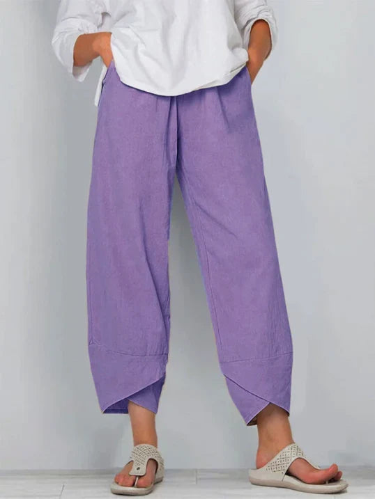 Pantaloni estivi donna in tessuto leggero e traspirante, ideali per il comfort quotidiano e lo stile.