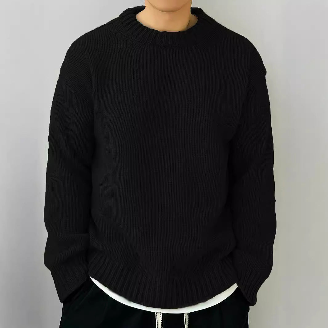 Elegante maglione uomo girocollo versatile, perfetto per look autunnali casual o smart, comfort assicurato.