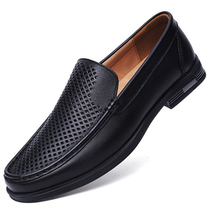 Eleganti mocassini uomo slip-on con design alla moda. Scarpe casual comode, perfette per la primavera e l'estate.