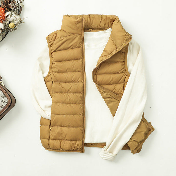 Gilet piumino leggero donna, capo trans-stagionale versatile, ideale per le mattine fresche di primavera/autunno.